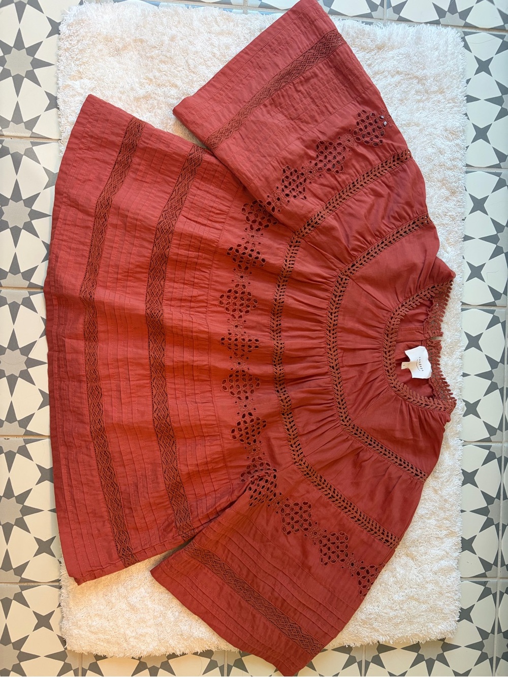Sundays Women’s Beautiful Orange Eyelet Embroidered Boho Shirt and Short set!